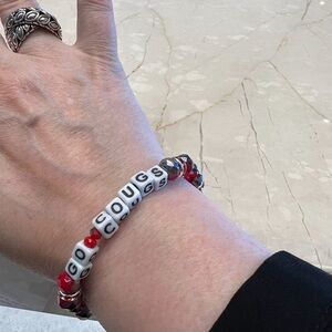 GO COUGS BRACELET stretchy and ready to wear